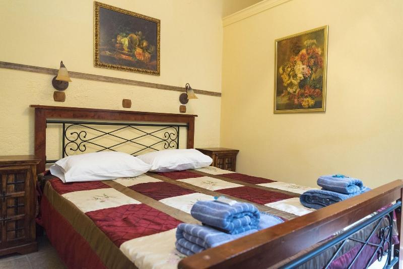 Spot Hotel *
